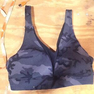 ZYIA active camo sports bra size Medium